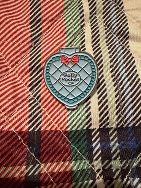 Polly Pocket Heart Locket Enamel Pin(Read)
